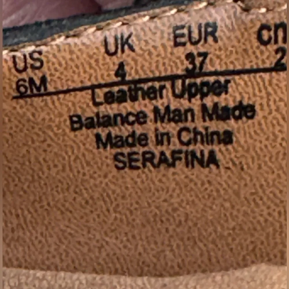 Naturizer serafina maryJanes black leather EUC SZ 6